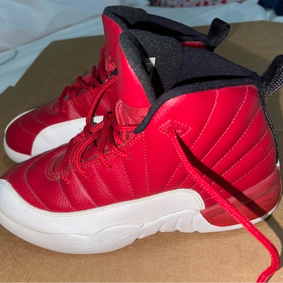 Air Jordan 12 Retro PS 'Gym Red' - Red & White 
Size US 3 = UK 2.5 / EUR 35 - Picture 2 of 7